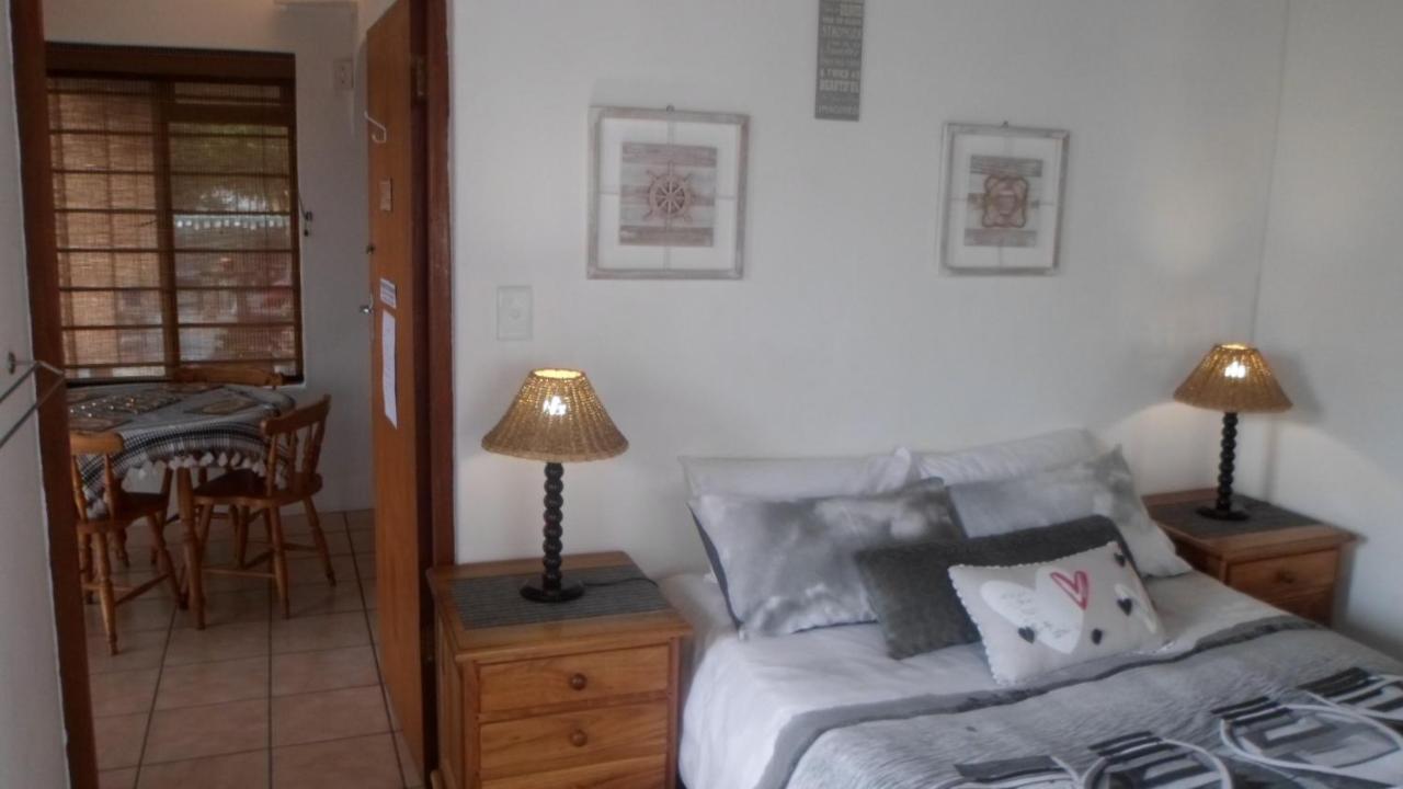 After8 B&B Kleinbaai Luaran gambar