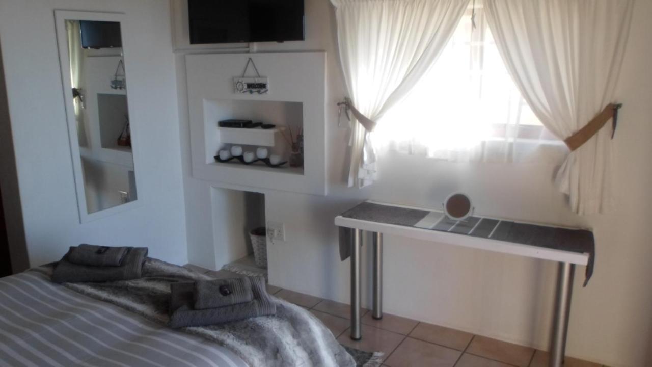 After8 B&B Kleinbaai Luaran gambar